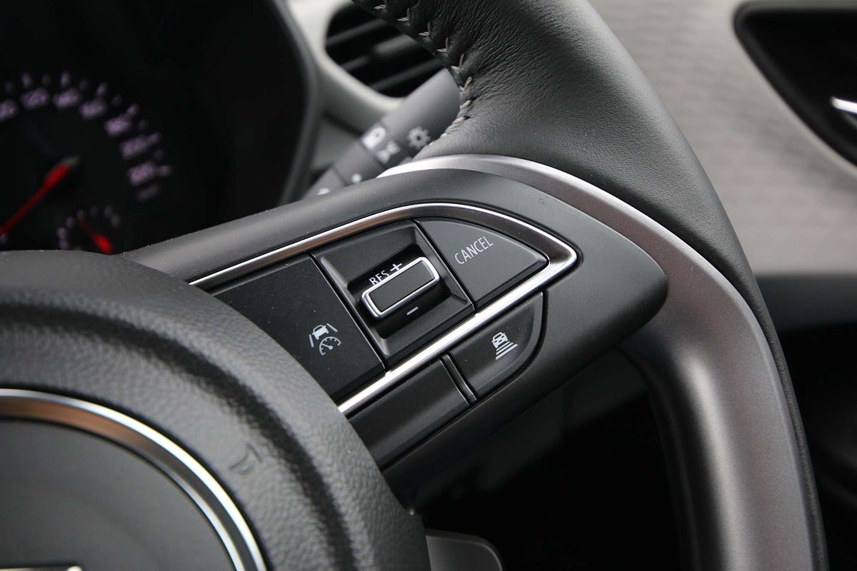 2024 Suzuki Swift Hybrid Plus UZ