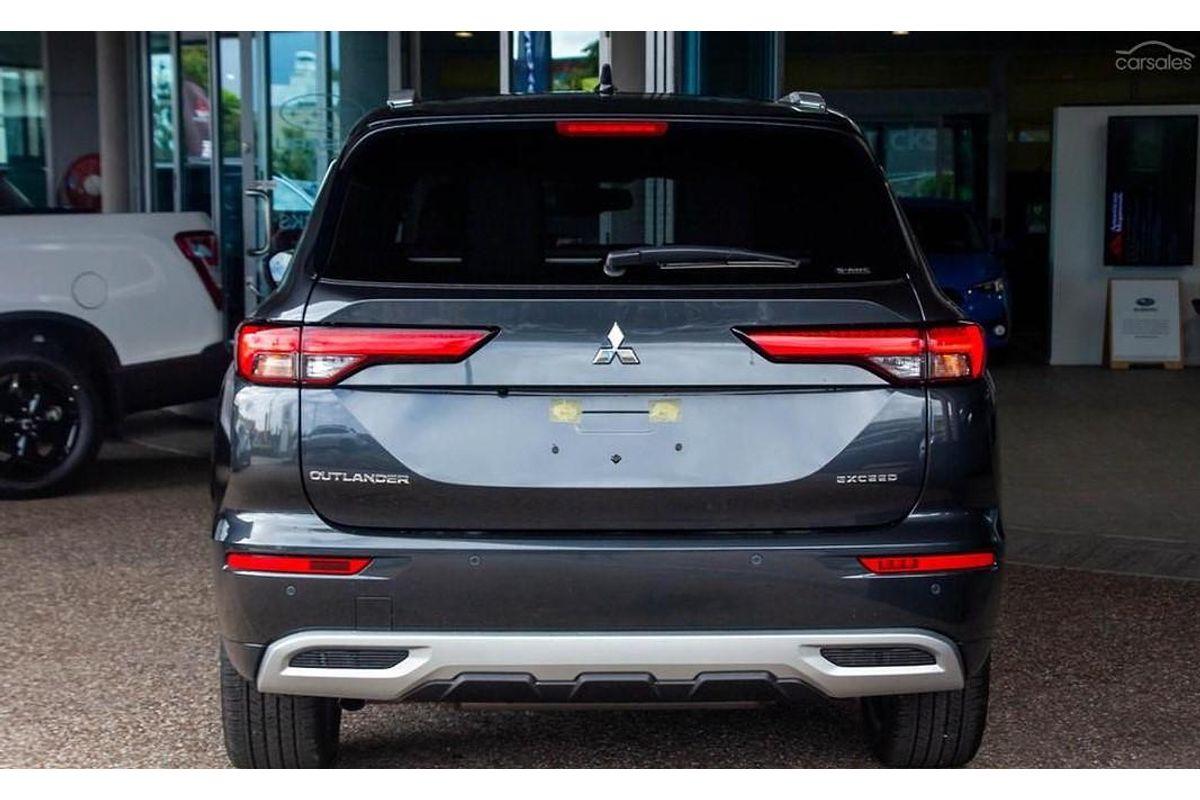 2024 Mitsubishi Outlander Exceed ZM AWD