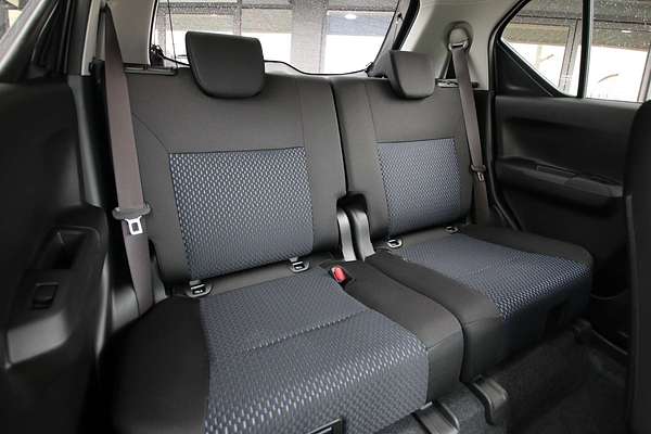 2024 Suzuki Ignis GLX MF Series II