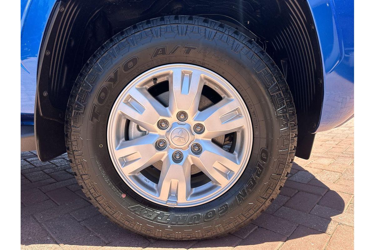 2024 Mitsubishi Triton GLX+ MV 4X4