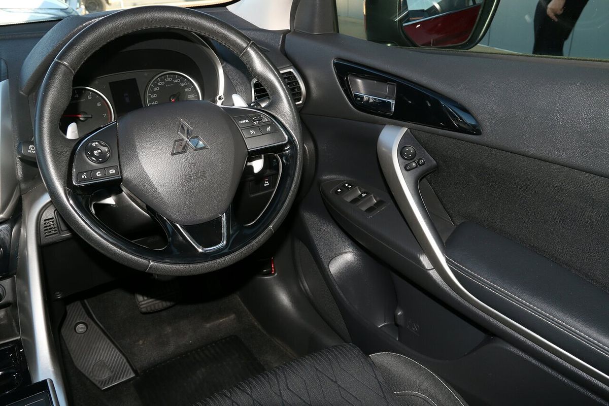 2018 Mitsubishi Eclipse Cross LS YA