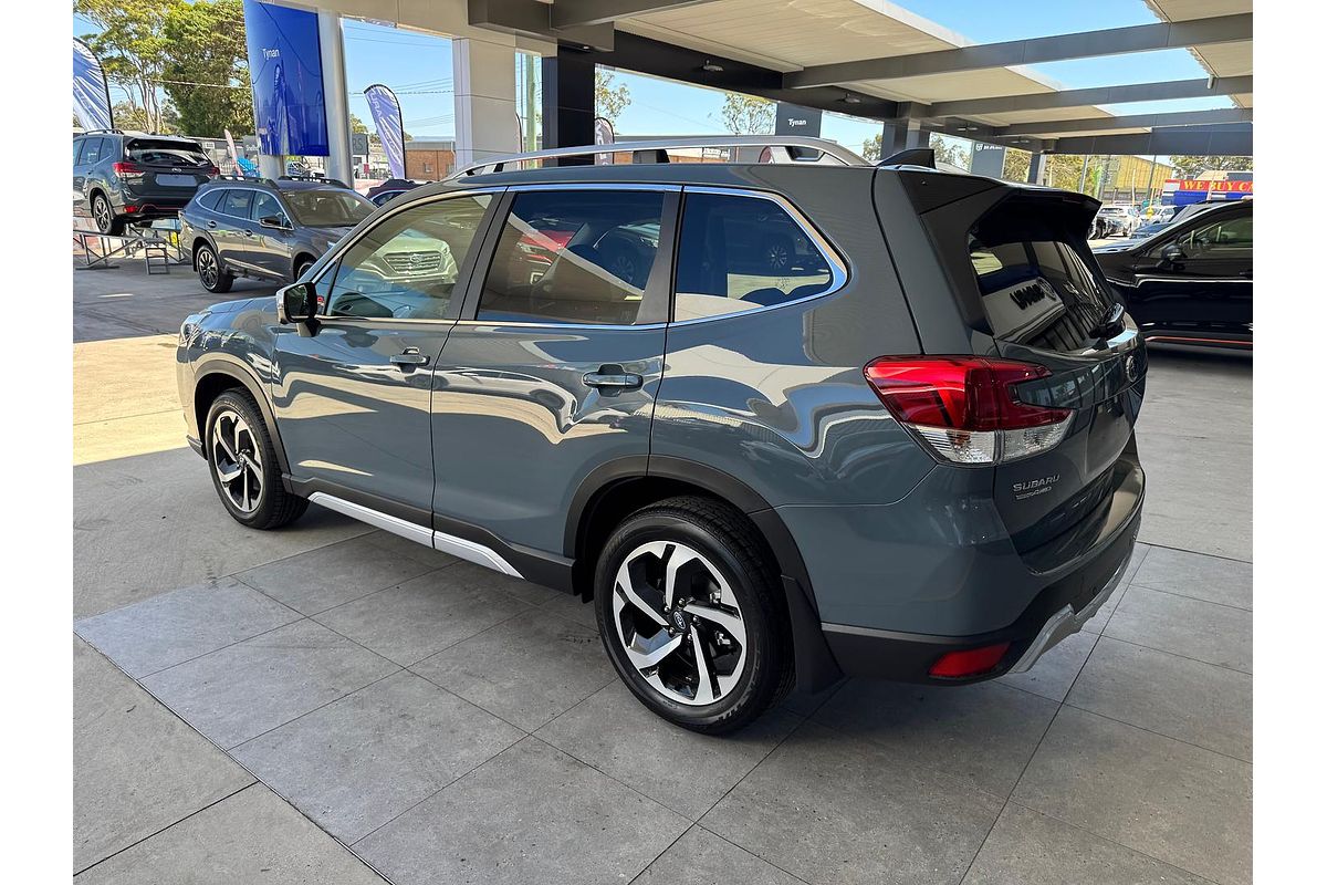 2024 Subaru Forester 2.5i-S S5