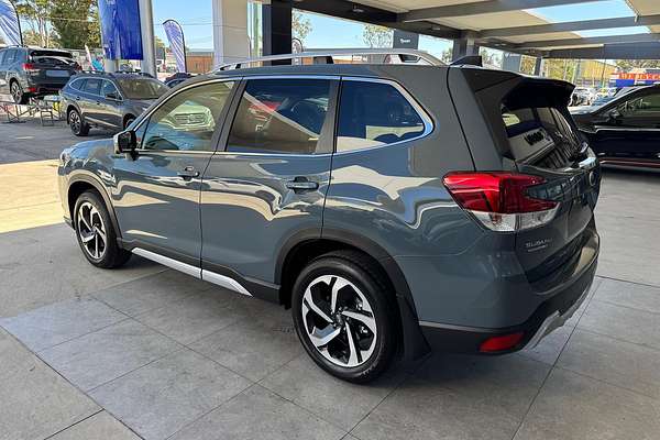 2024 Subaru Forester 2.5i-S S5