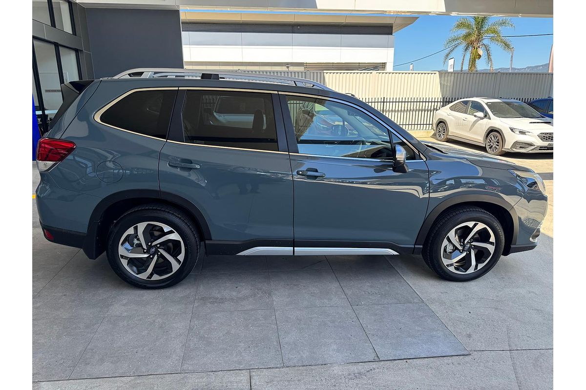 2024 Subaru Forester 2.5i-S S5