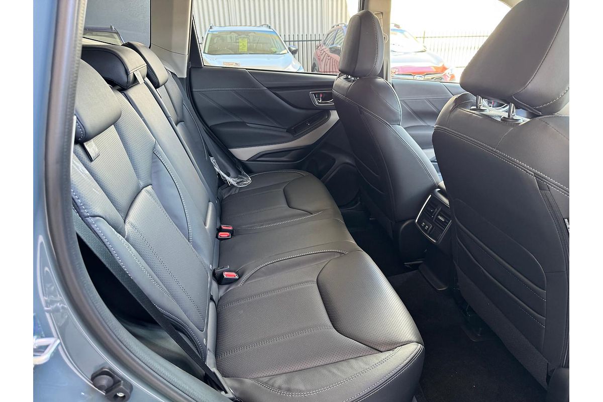 2024 Subaru Forester 2.5i-S S5