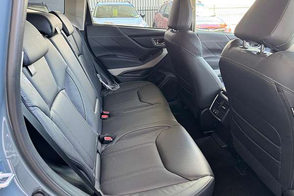 2024 Subaru Forester 2.5i-S S5