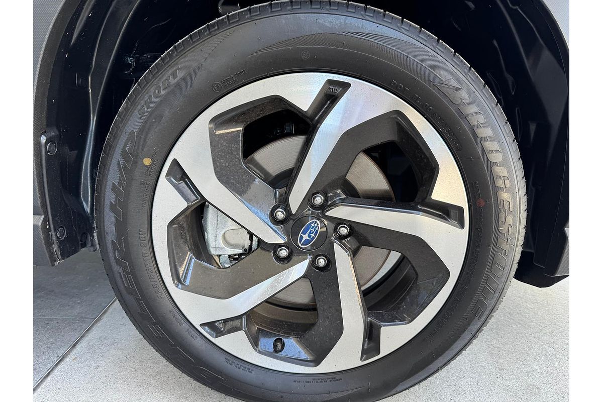 2024 Subaru Forester 2.5i-S S5