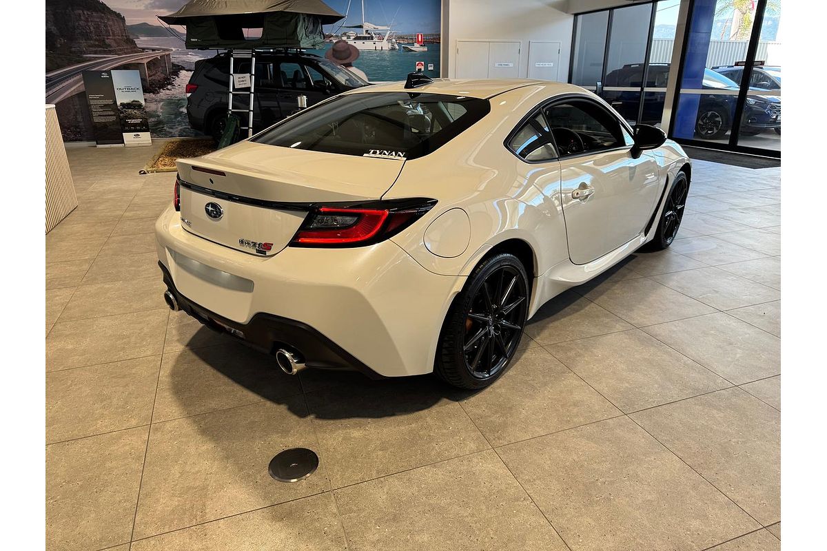 2024 Subaru BRZ tS ZD8