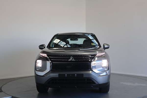 2022 Mitsubishi Outlander ES ZM