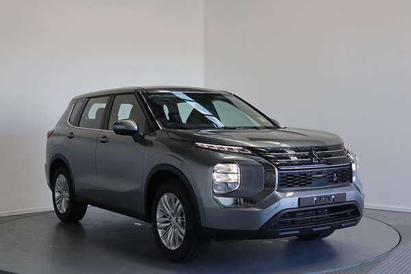 2022 Mitsubishi Outlander ES ZM