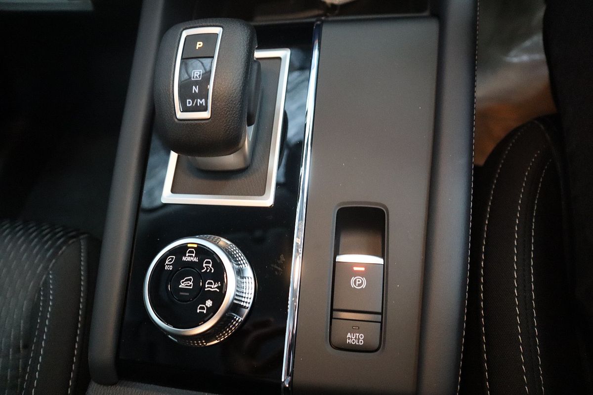 2022 Mitsubishi Outlander ES ZM