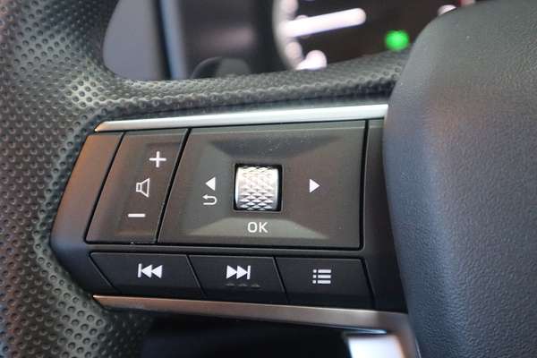 2022 Mitsubishi Outlander ES ZM