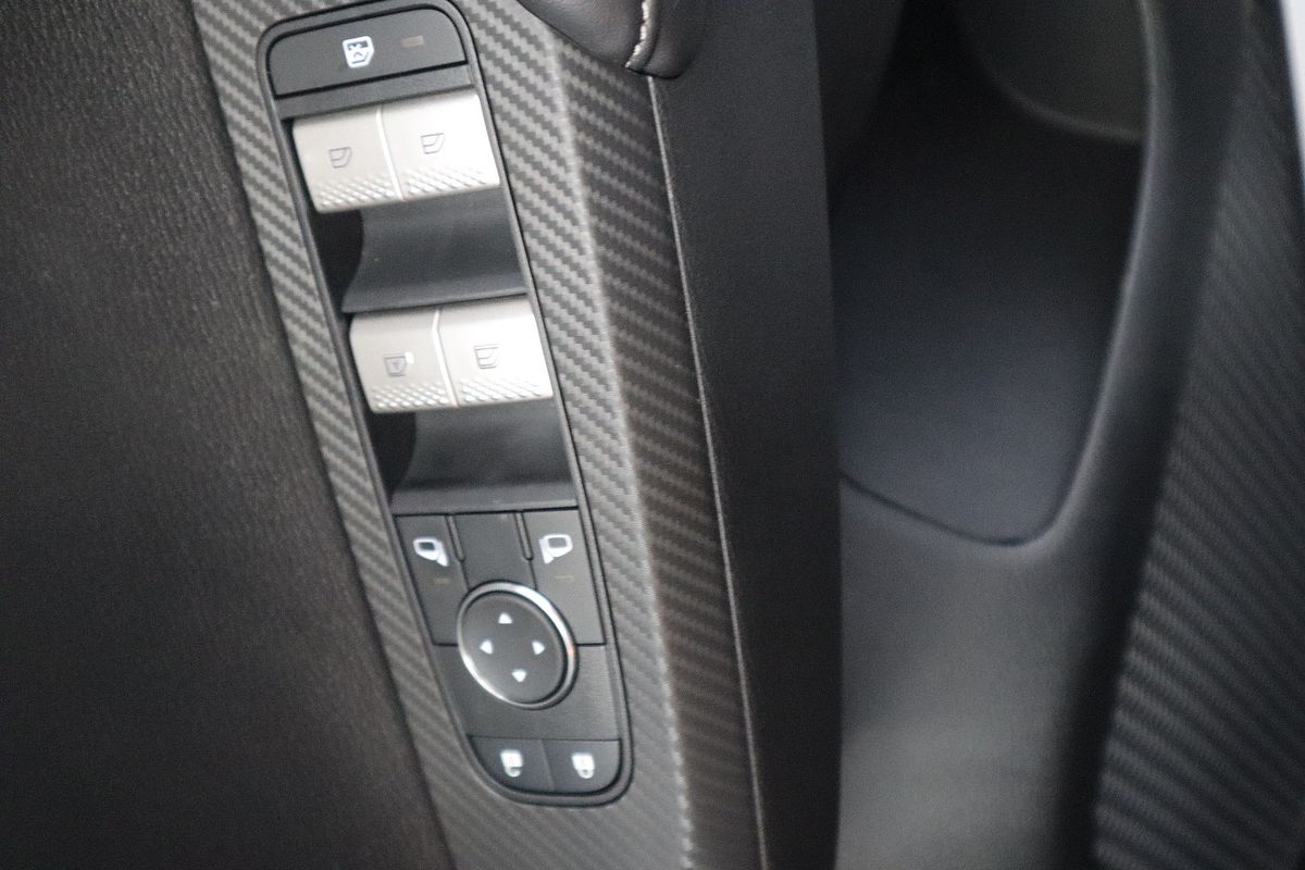 2022 Mitsubishi Outlander ES ZM