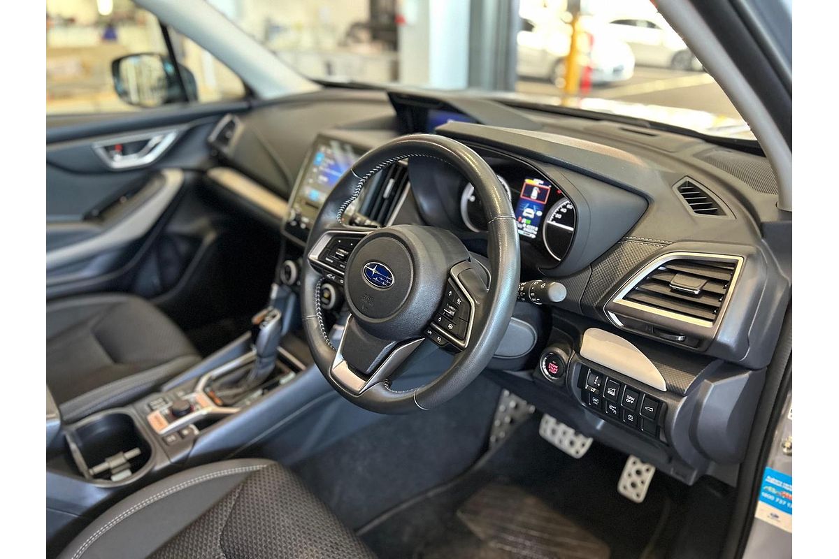 2023 Subaru Forester 2.5i Premium S5