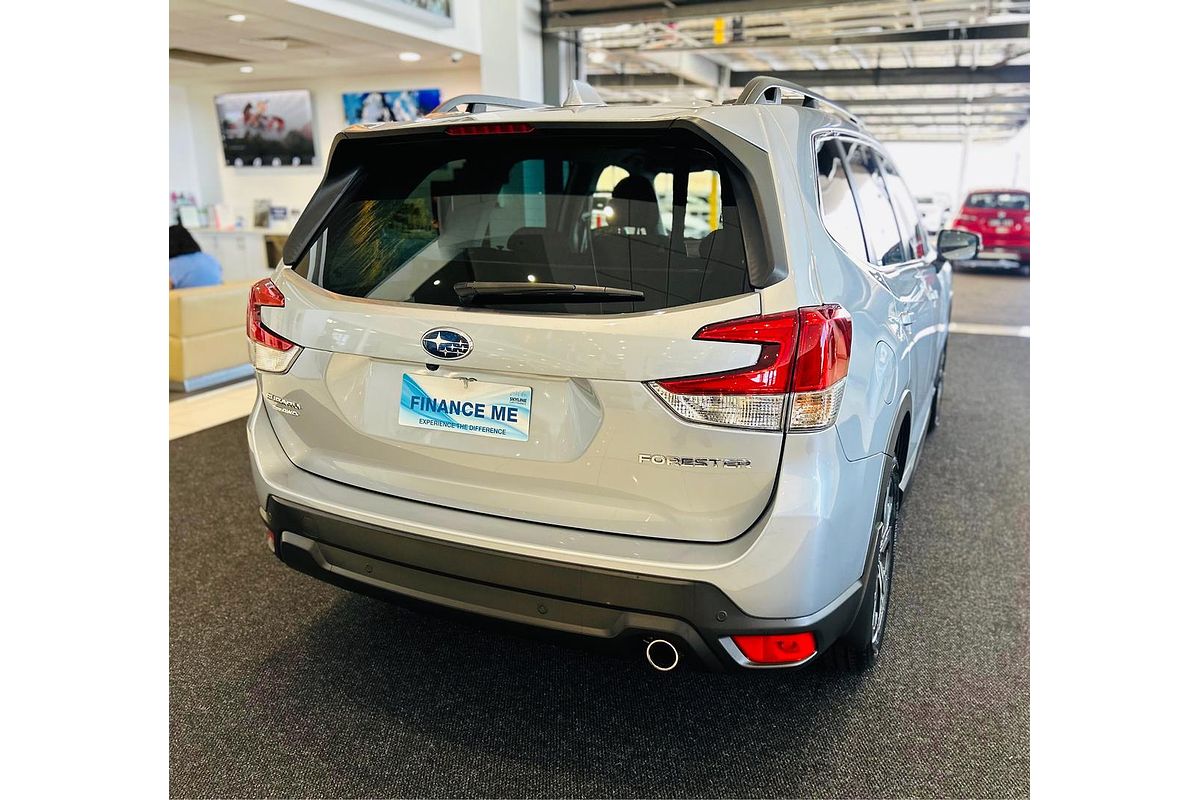 2023 Subaru Forester 2.5i Premium S5