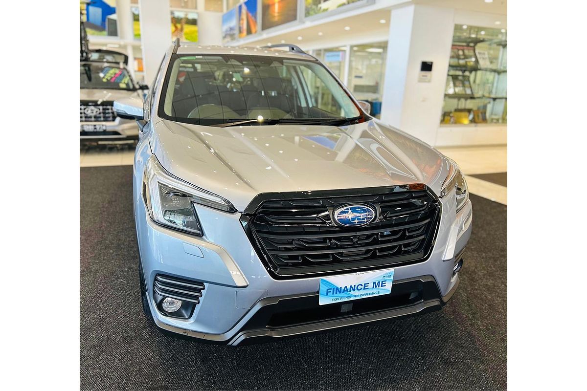 2023 Subaru Forester 2.5i Premium S5