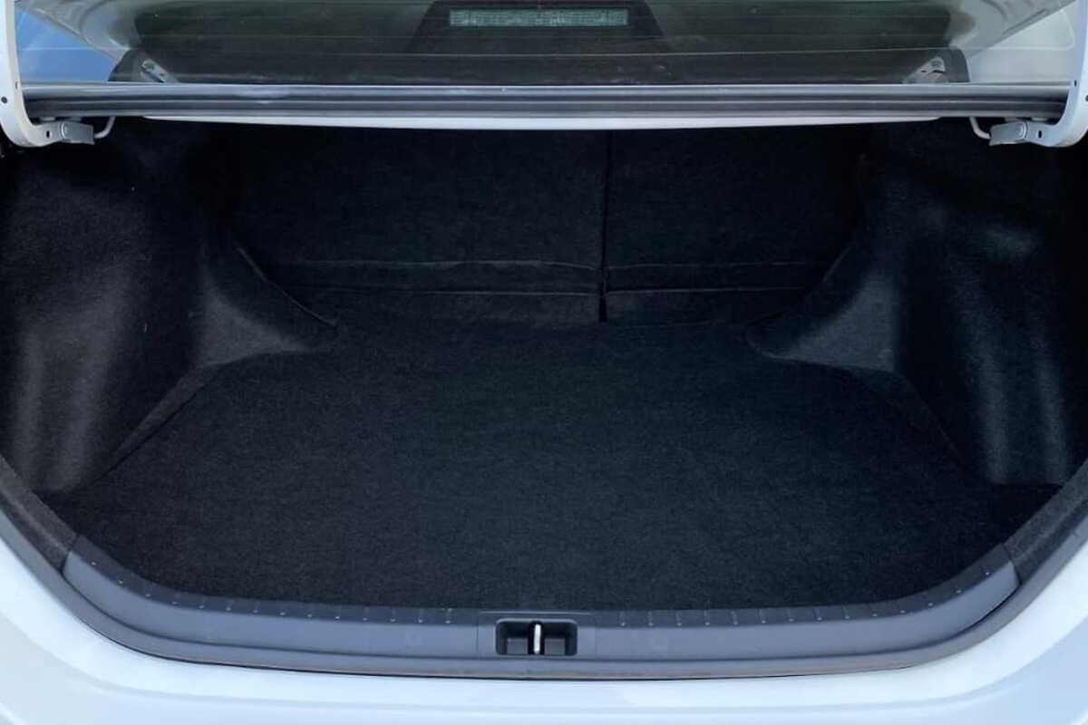 2014 Toyota COROLLA Ascent ZRE172R