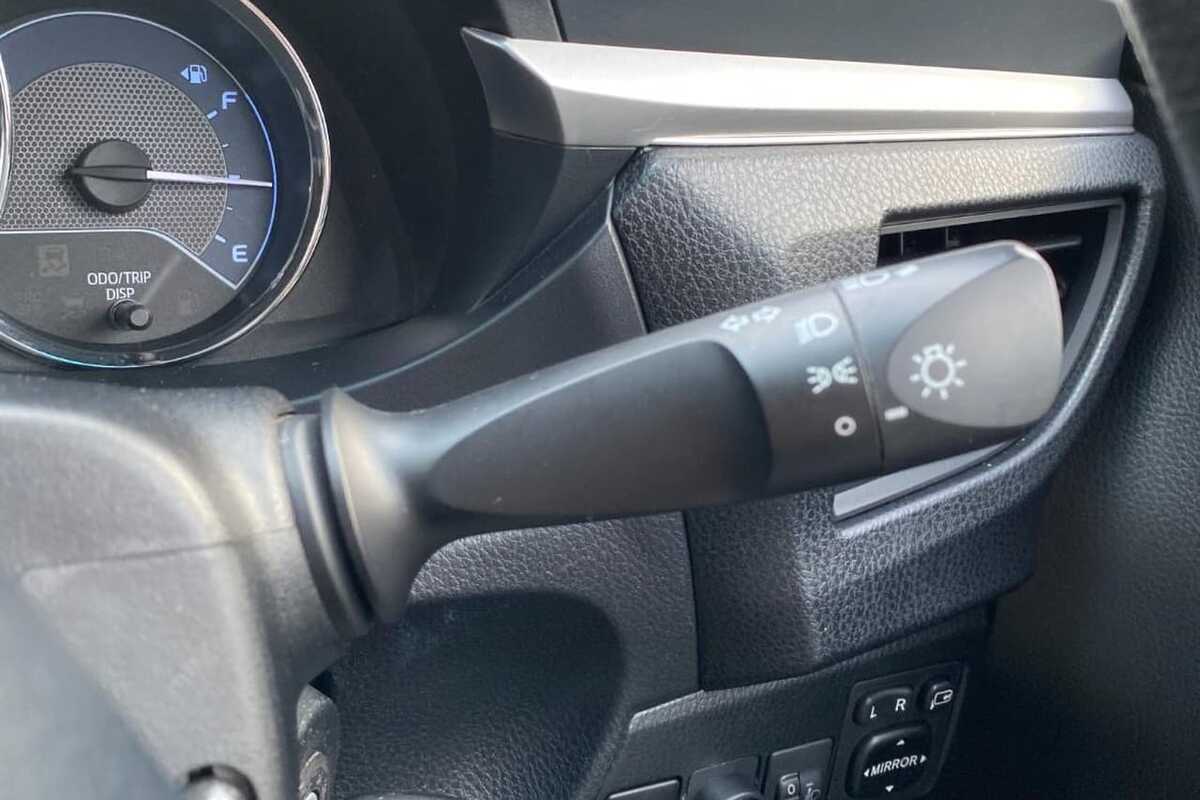 2014 Toyota COROLLA Ascent ZRE172R