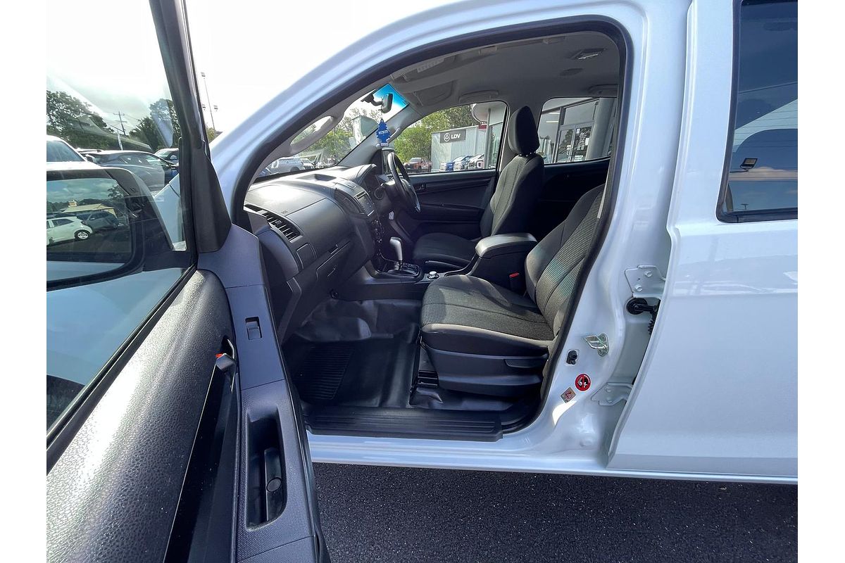 2019 Isuzu D-MAX SX 4X4