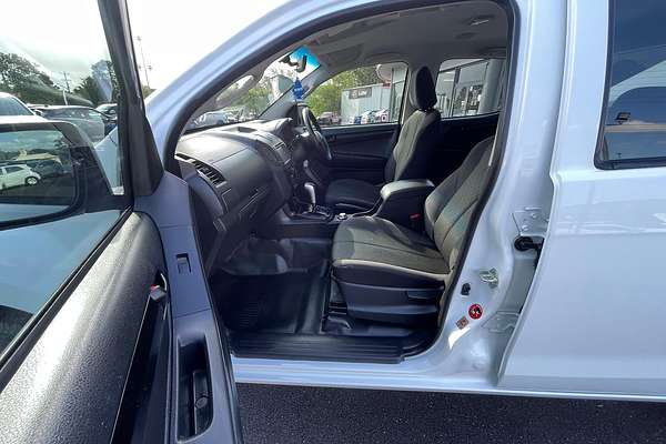 2019 Isuzu D-MAX SX 4X4