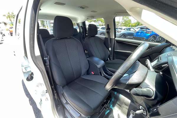 2019 Isuzu D-MAX SX 4X4