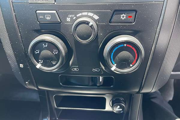 2019 Isuzu D-MAX SX 4X4