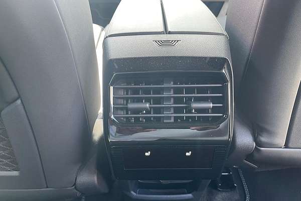 2024 Peugeot 3008 GT Premium Hybrid P64