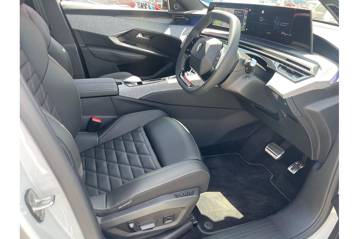 2024 Peugeot 3008 GT Premium Hybrid P64