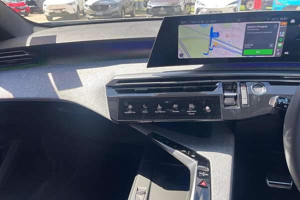 2024 Peugeot 3008 GT Premium Hybrid P64