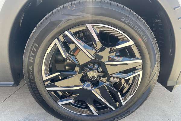2024 Peugeot 3008 GT Premium Hybrid P64