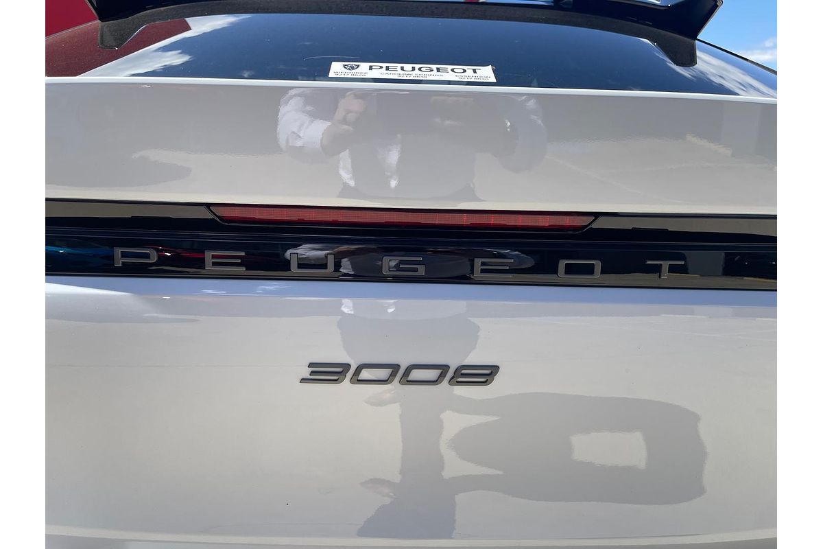 2024 Peugeot 3008 GT Premium Hybrid P64