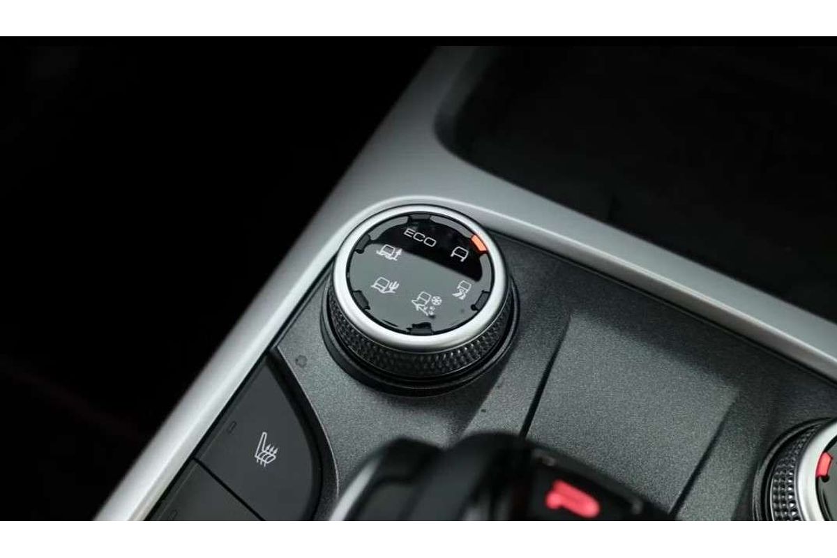 2023 GWM Tank 300 Ultra Hybrid P01