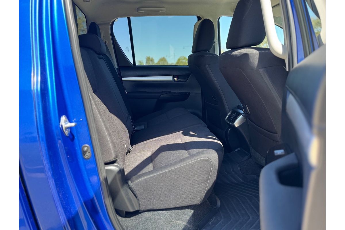 2022 Toyota Hilux SR5 GUN126R 4X4