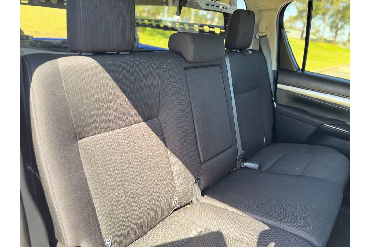 2022 Toyota Hilux SR5 GUN126R 4X4