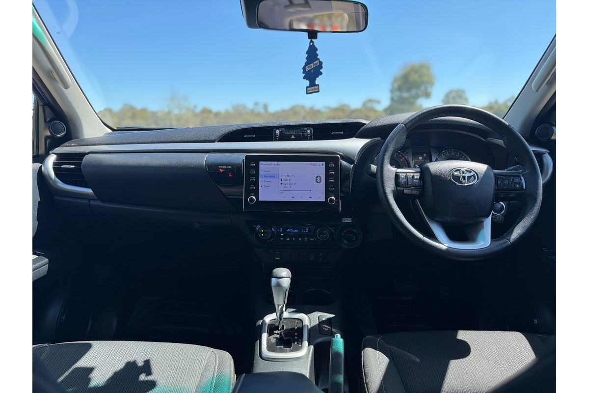 2022 Toyota Hilux SR5 GUN126R 4X4