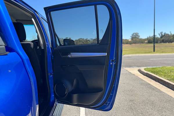 2022 Toyota Hilux SR5 GUN126R 4X4