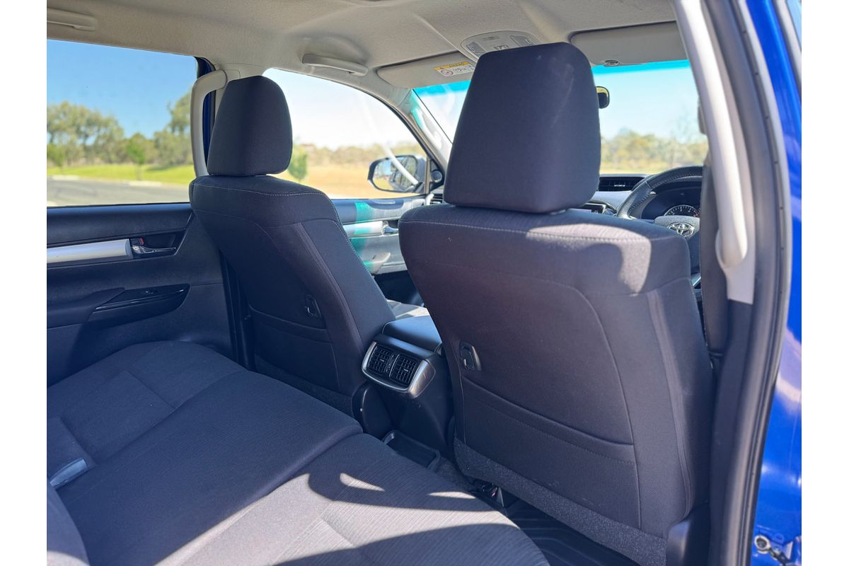 2022 Toyota Hilux SR5 GUN126R 4X4