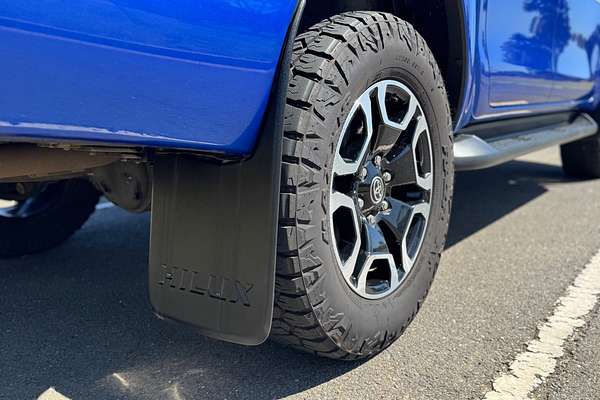 2022 Toyota Hilux SR5 GUN126R 4X4
