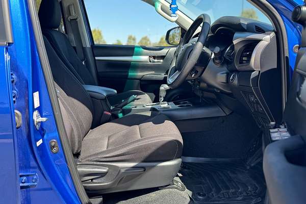 2022 Toyota Hilux SR5 GUN126R 4X4