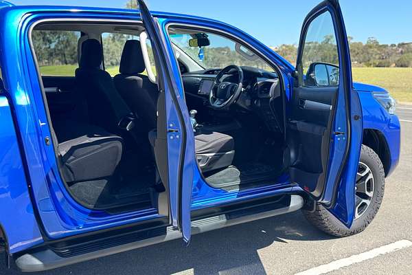 2022 Toyota Hilux SR5 GUN126R 4X4