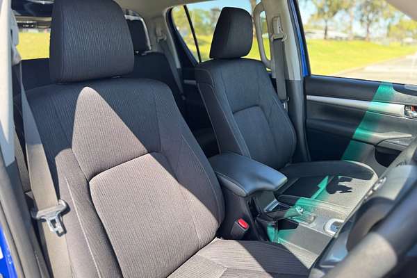 2022 Toyota Hilux SR5 GUN126R 4X4