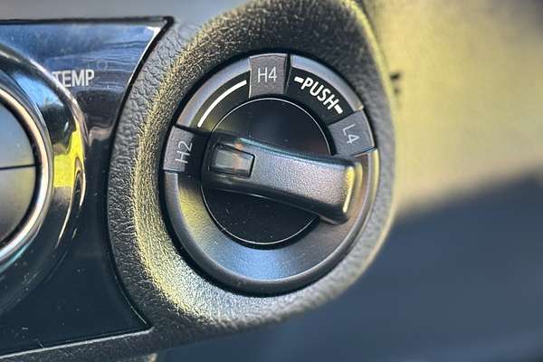 2022 Toyota Hilux SR5 GUN126R 4X4