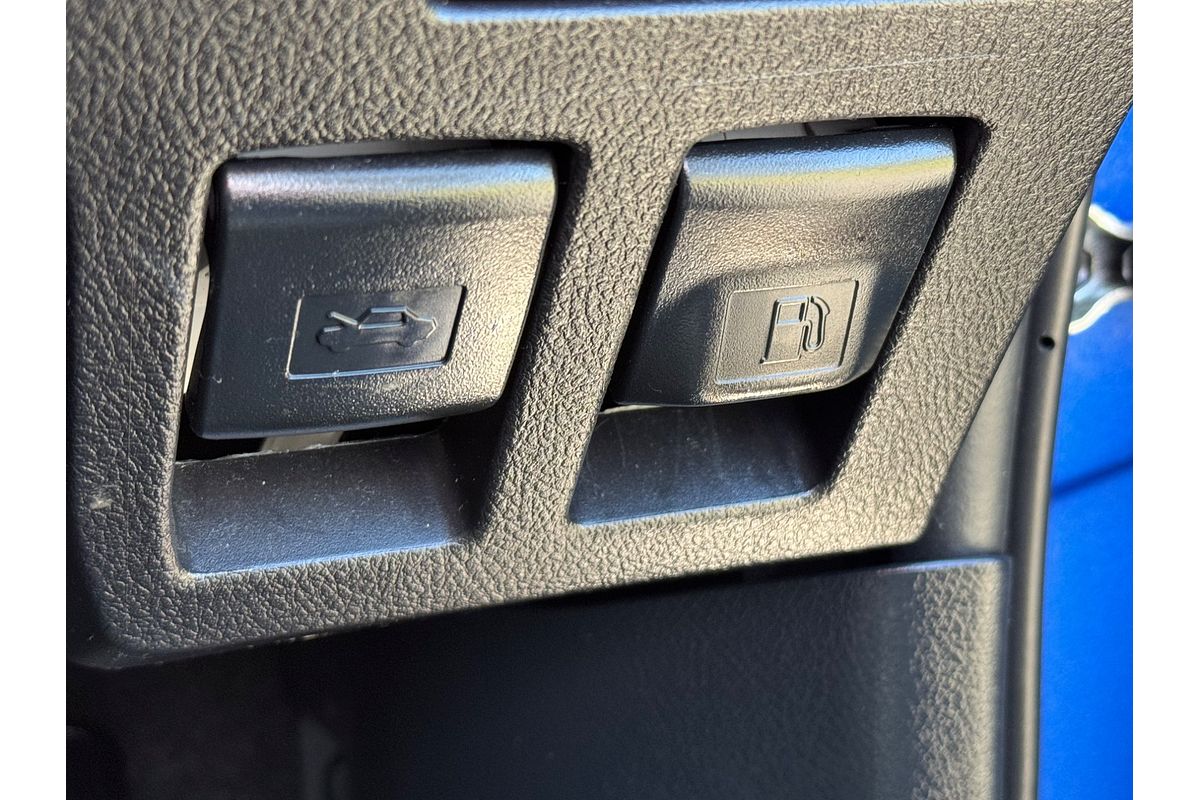 2022 Toyota Hilux SR5 GUN126R 4X4