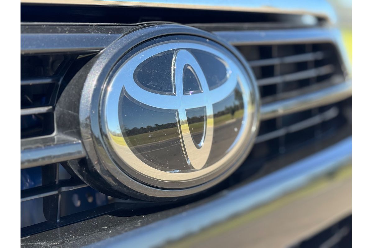 2022 Toyota Hilux SR5 GUN126R 4X4