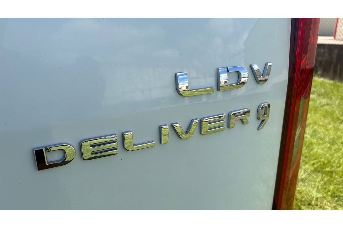 2021 LDV Deliver 9 MWB Mid Roof SV63D