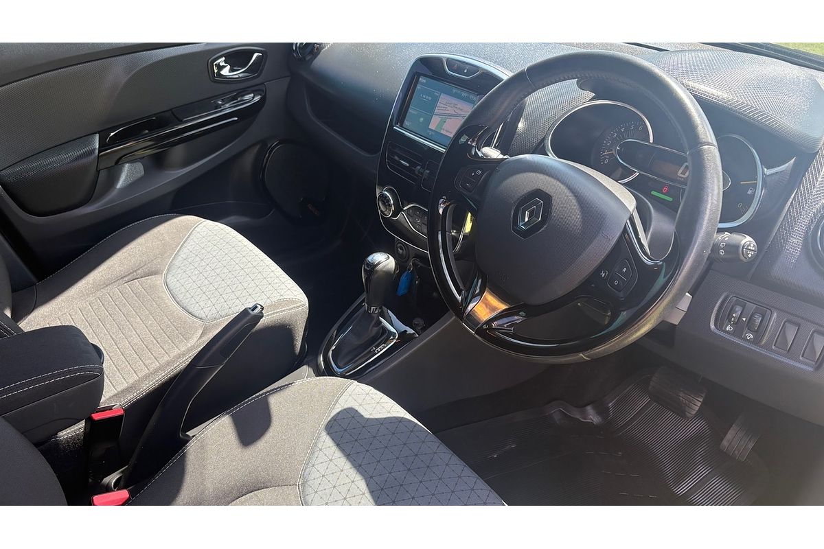 2015 Renault Clio Dynamique X98