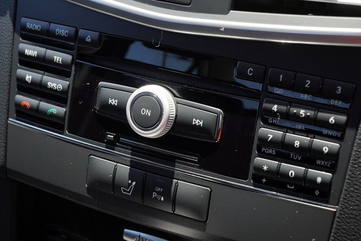 2009 Mercedes-Benz E-Class E250 CGI Avantgarde W212