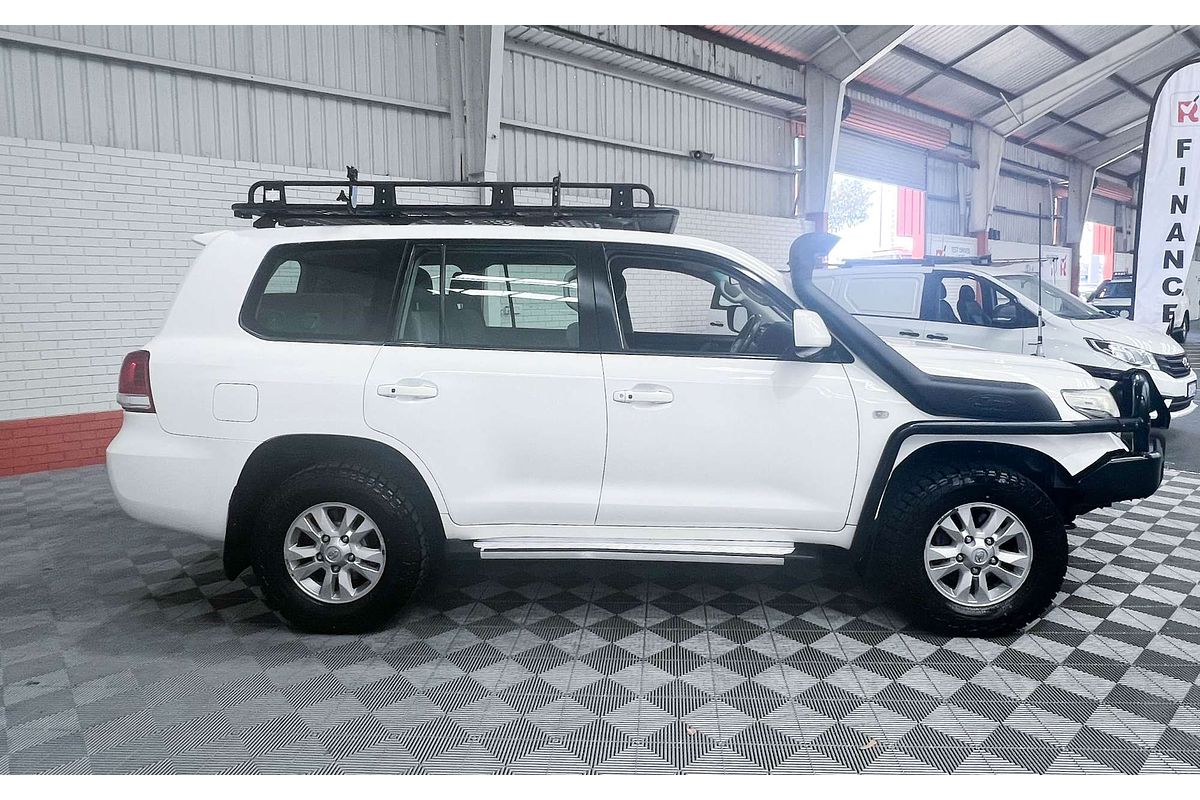 2010 Toyota Landcruiser GXL VDJ200R