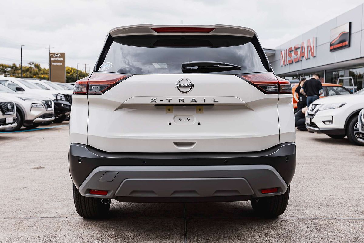 2024 Nissan X-TRAIL ST-L T33