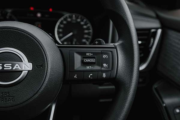 2024 Nissan X-TRAIL ST T33
